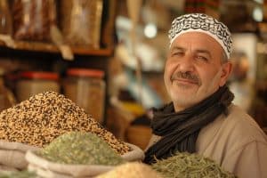 za'atar specerijenmix, Za'atar, sesamzaad, tijm, marjolein, oregano, sumak, kruiden, Midden-Oosten, kruidenmix, specerijenmix, zelf maken, zelfgemaakte kruidenmix, keto recept, kruidenmix recept, midden-oosterse keuken